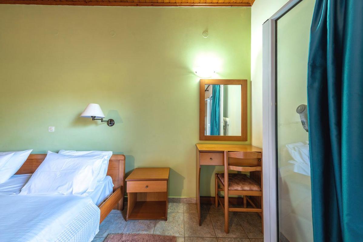 Acapulco Seaside Pool Bar And Apartments Paleokastritsa Ngoại thất bức ảnh